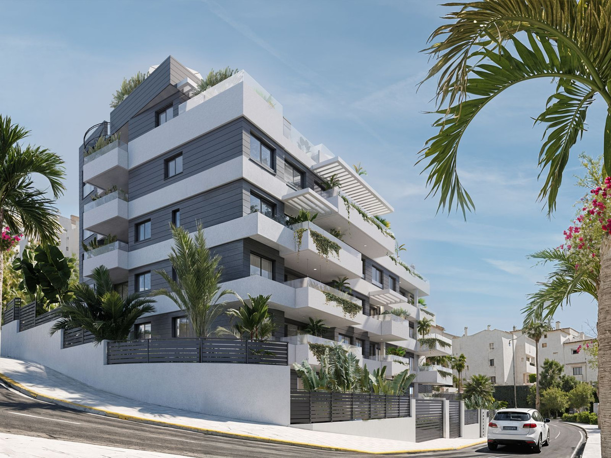 Estepona, Málaga, Costa del Sol – Apartment – Middle Floor Apartment